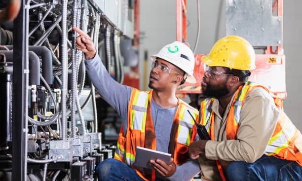 Professional Electrician in Clinton, KY